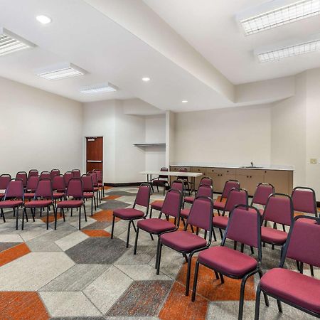 Comfort Suites Redmond Airport Dış mekan fotoğraf