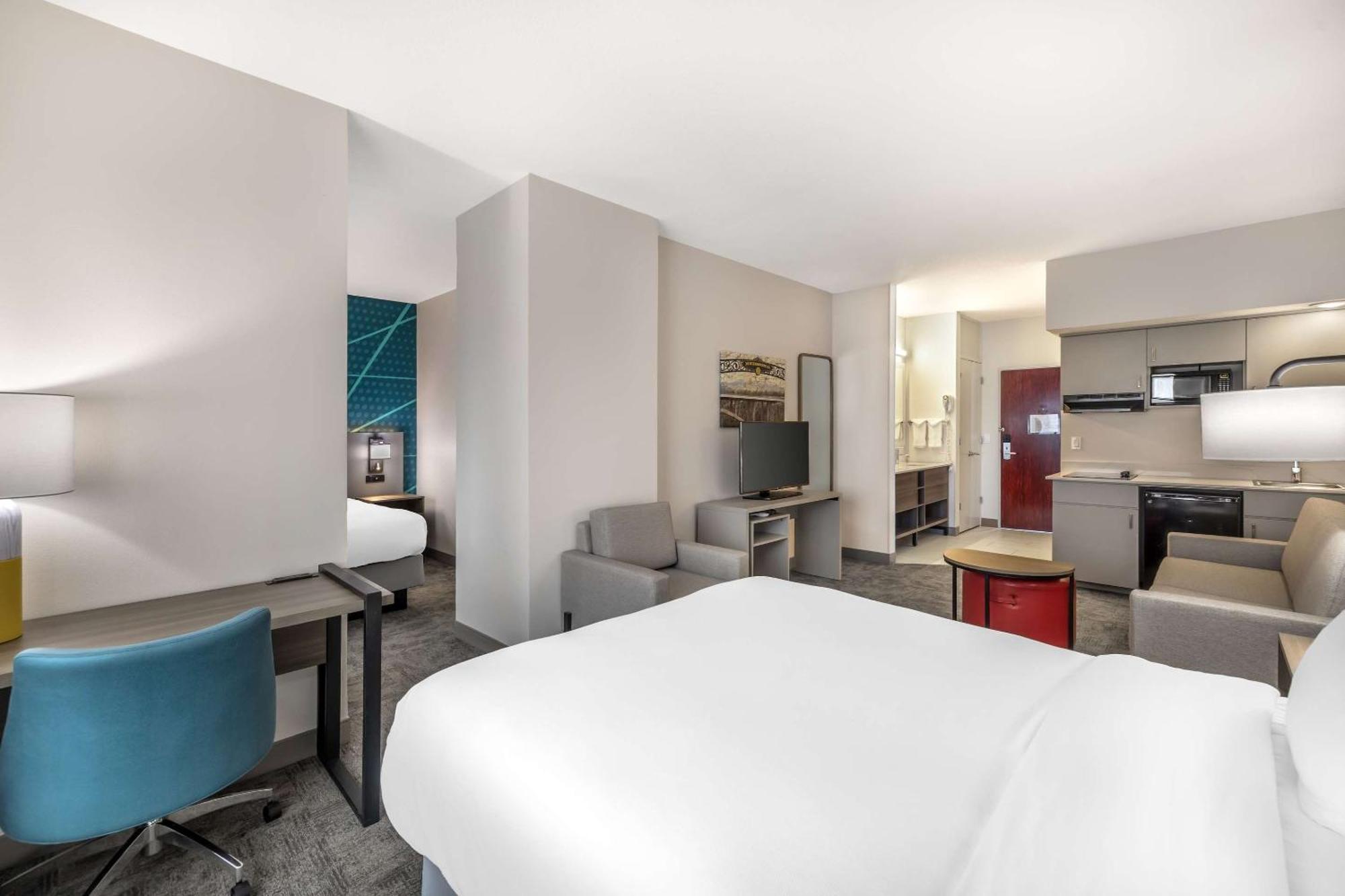 Comfort Suites Redmond Airport Dış mekan fotoğraf